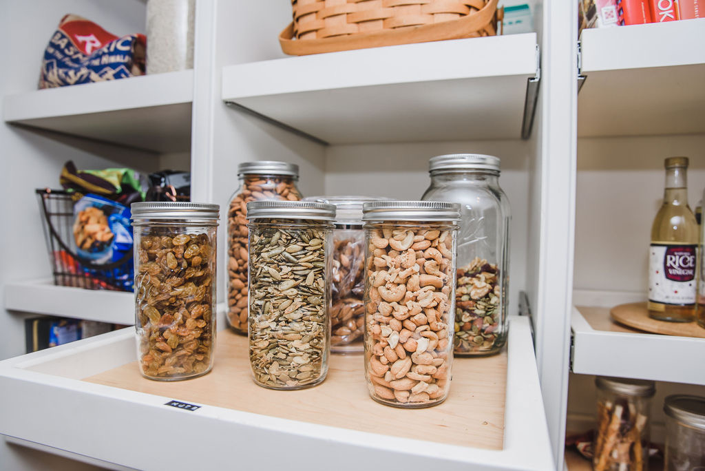 pantry organizer