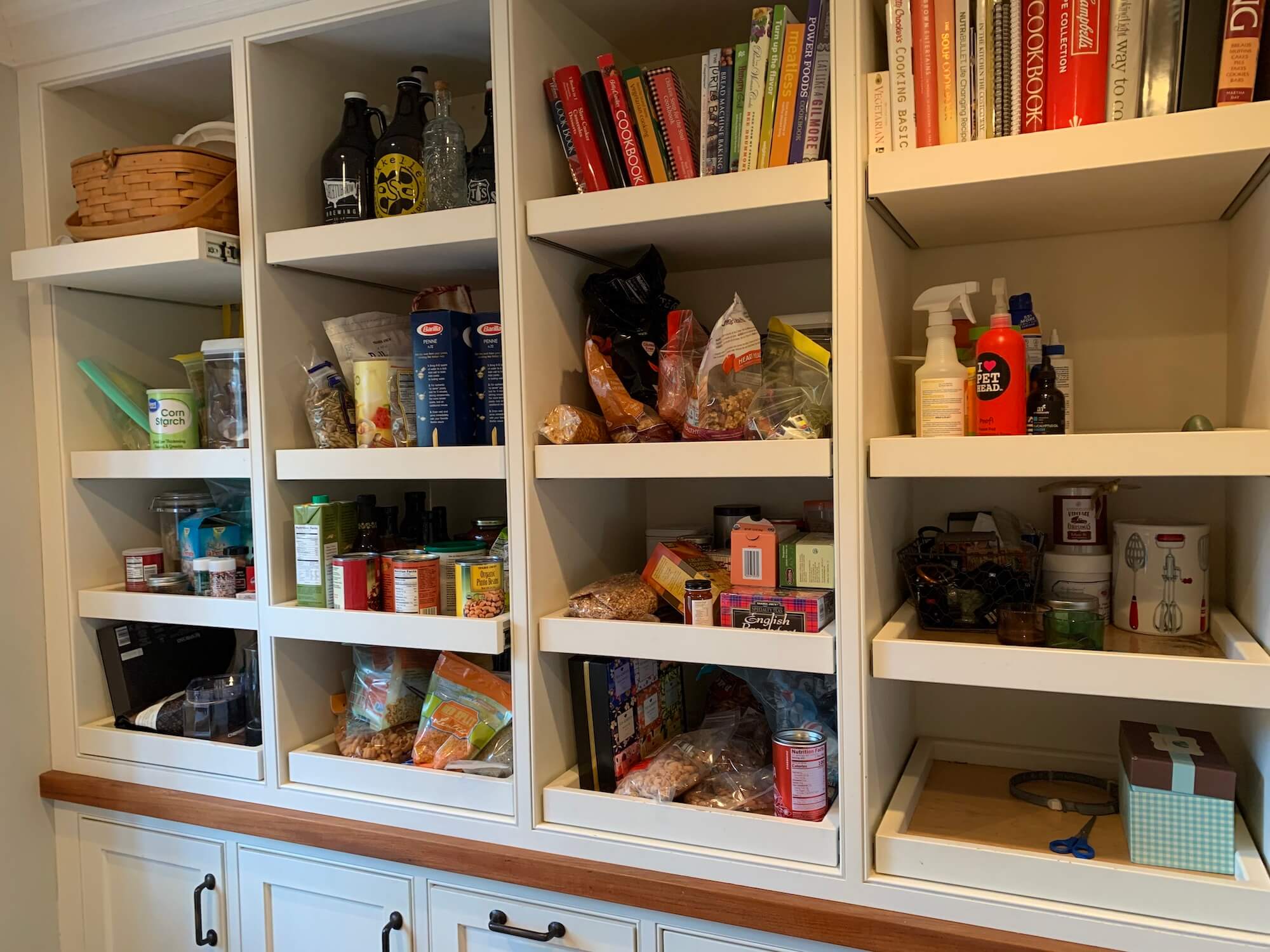 pantry organizer